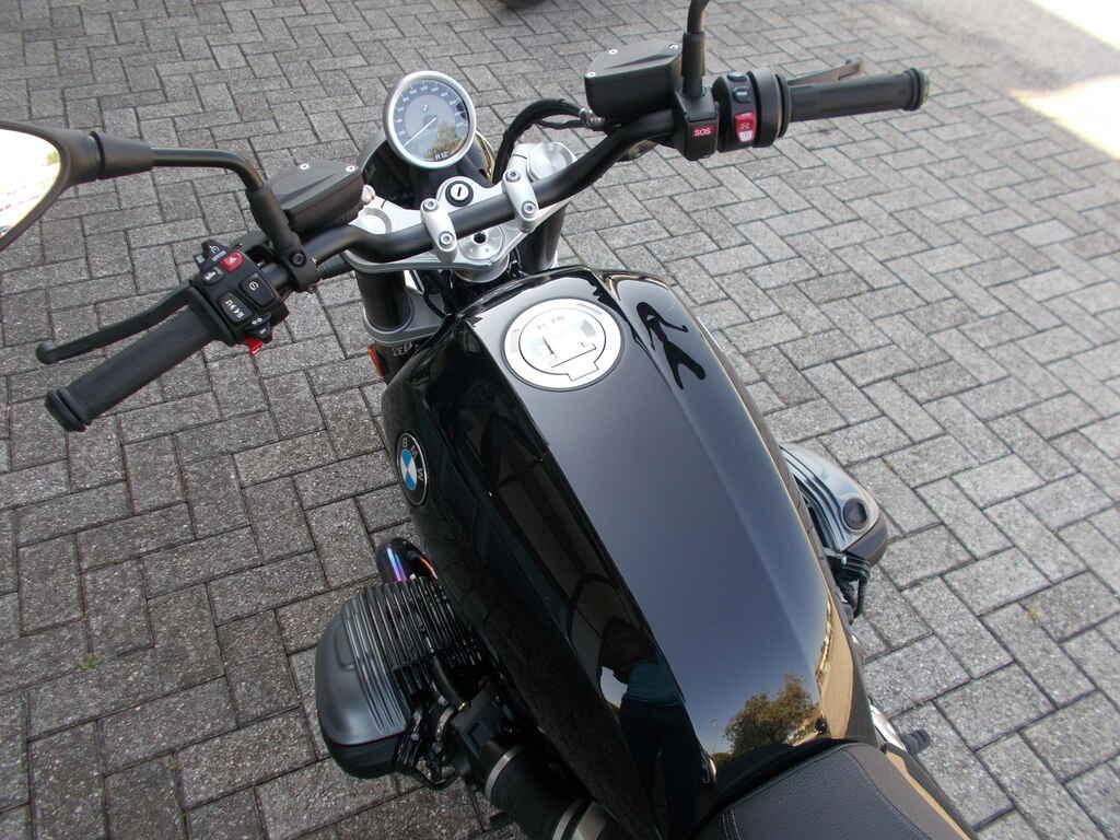 R 12