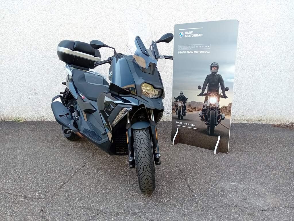 C 400 X