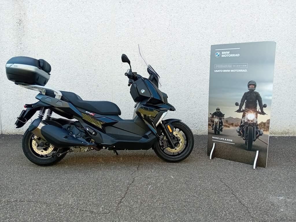 C 400 X