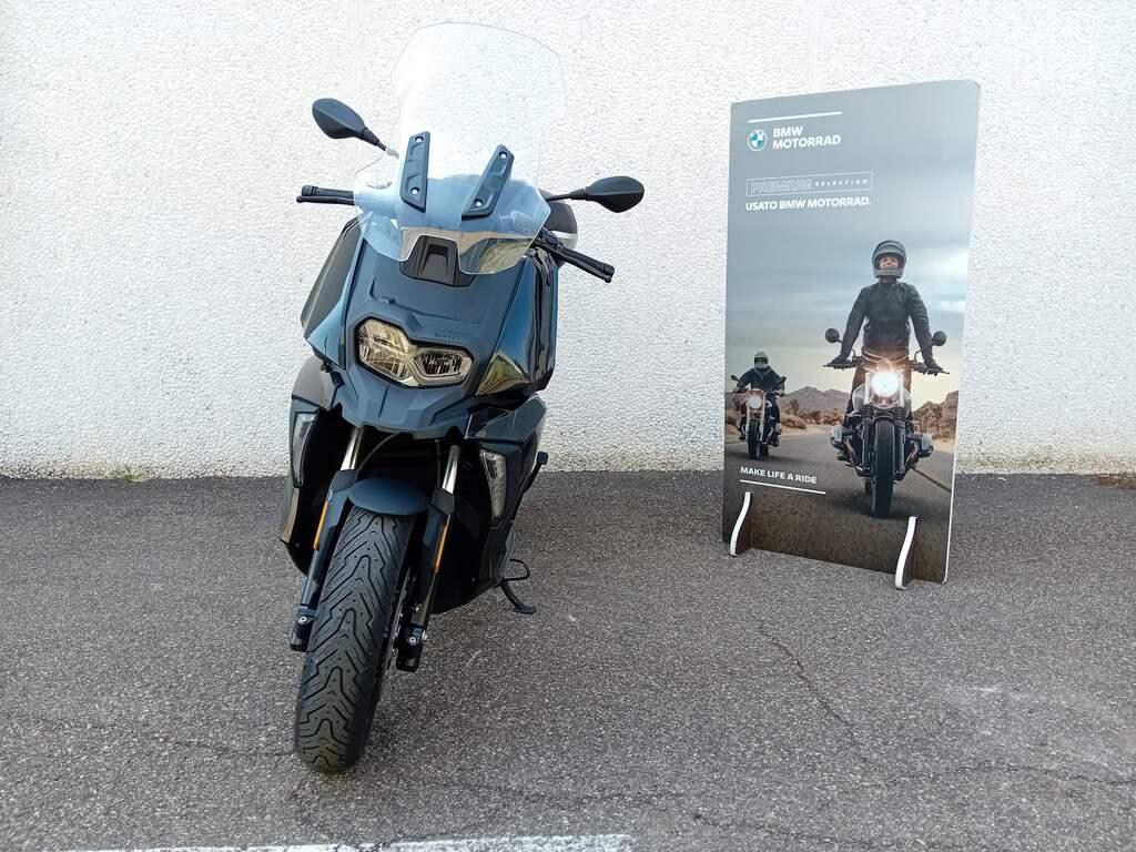 C 400 X