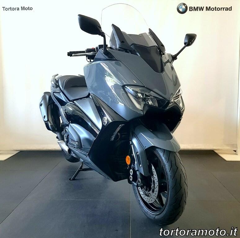 T-MAX 560