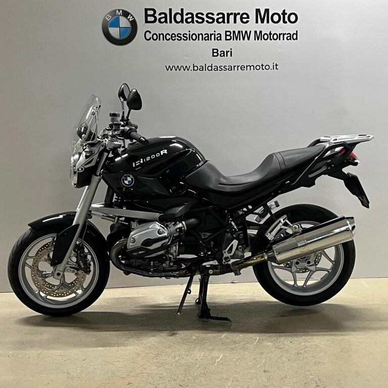 R 1200 R