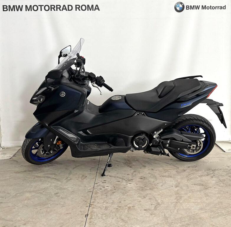 T-MAX 560