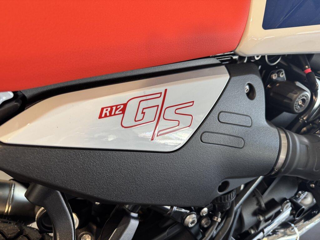 R 12