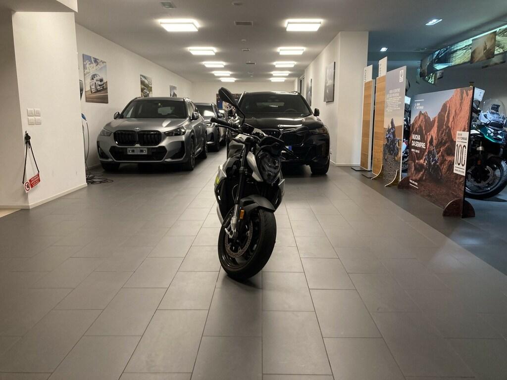 S 1000 R