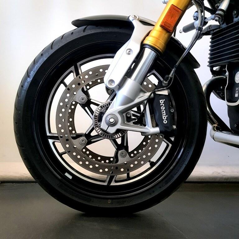 R 1200