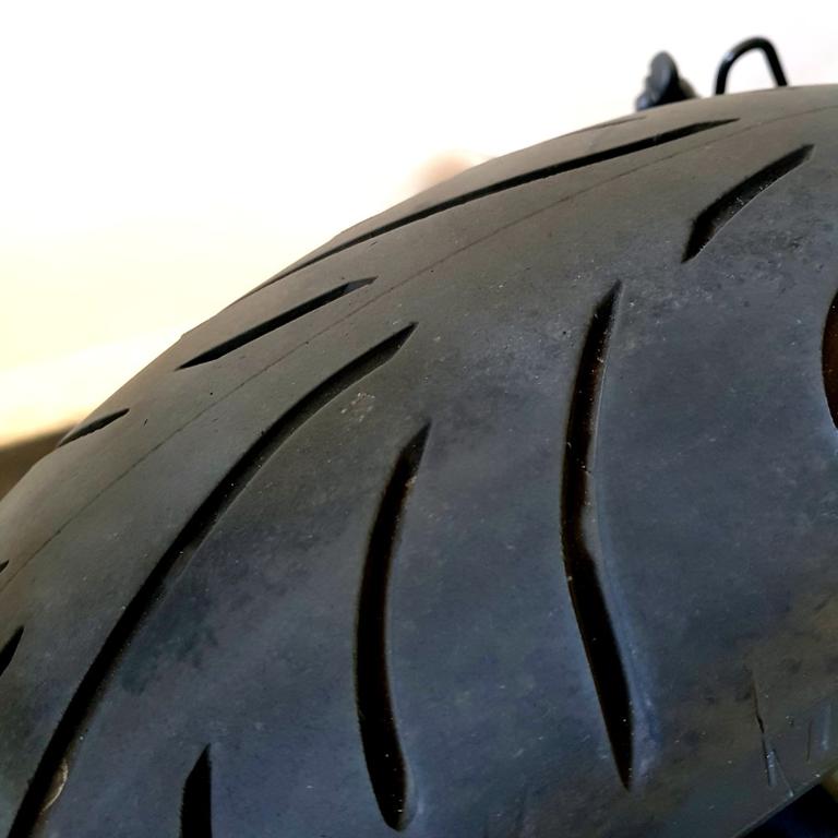 R 1200