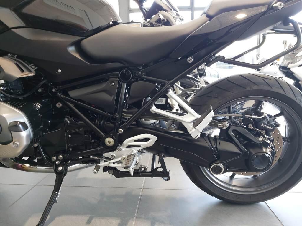 R 1250 R