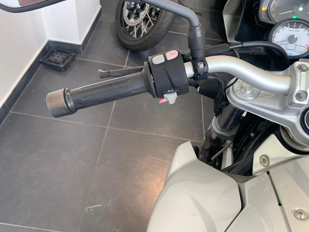 F 800 R