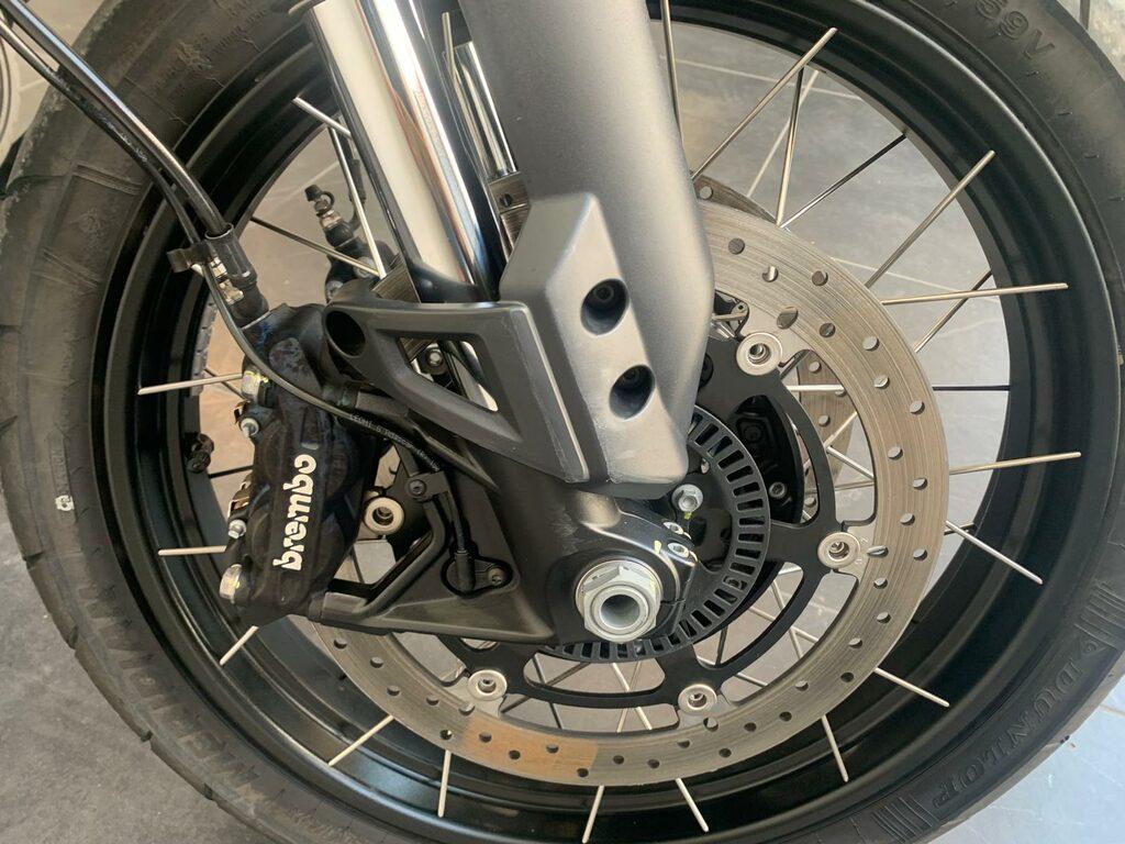 V85 TT