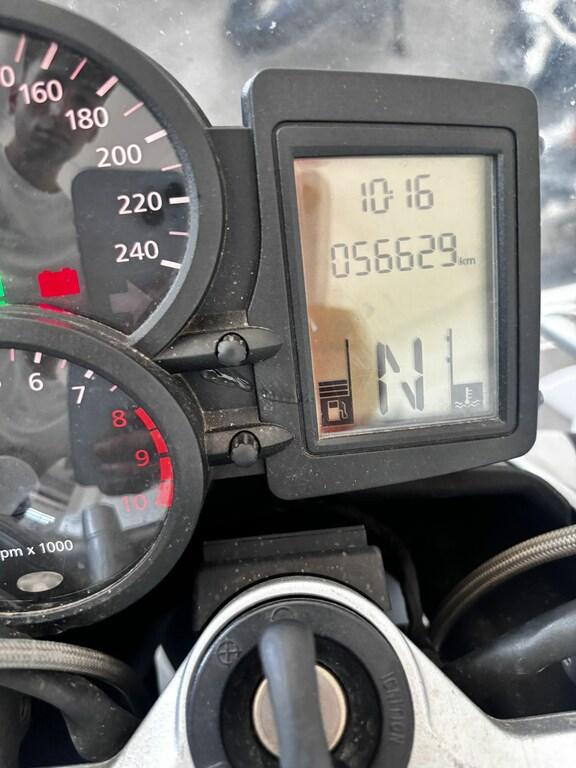 R 1200 R