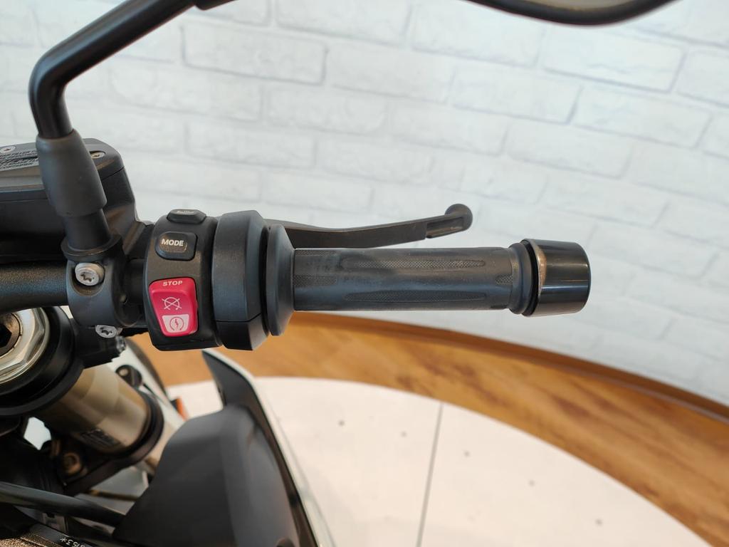 S 1000 R