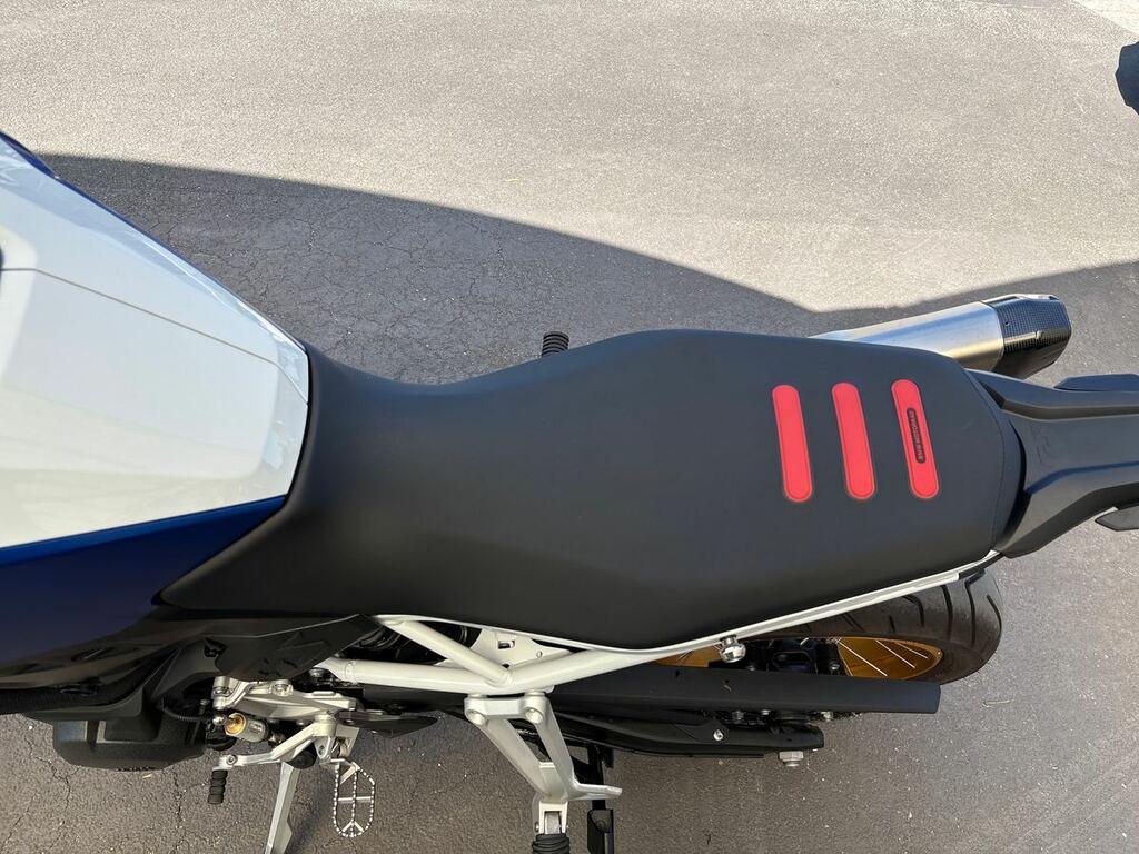 F 900 GS