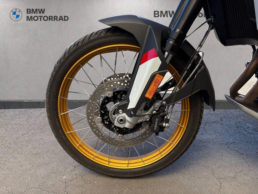 F 900 GS