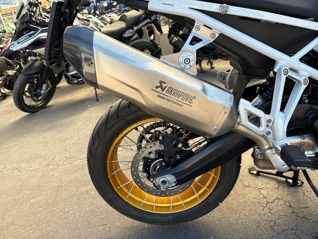 F 900 GS