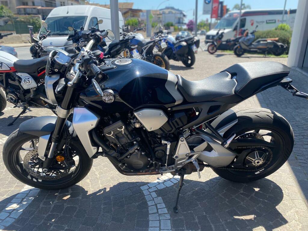 CBR 1000 RR