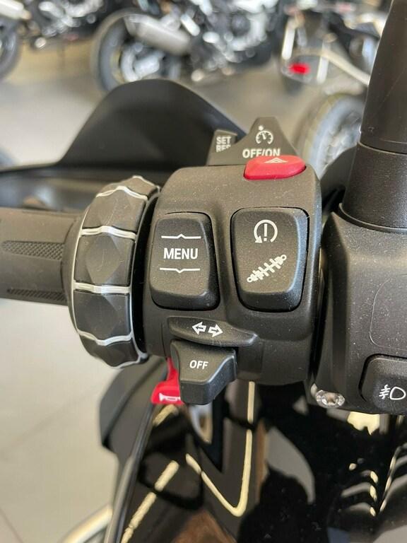 F 900 GS