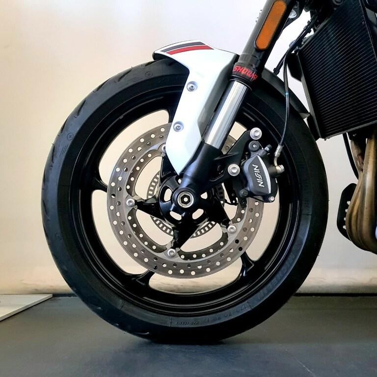 TRIDENT 660