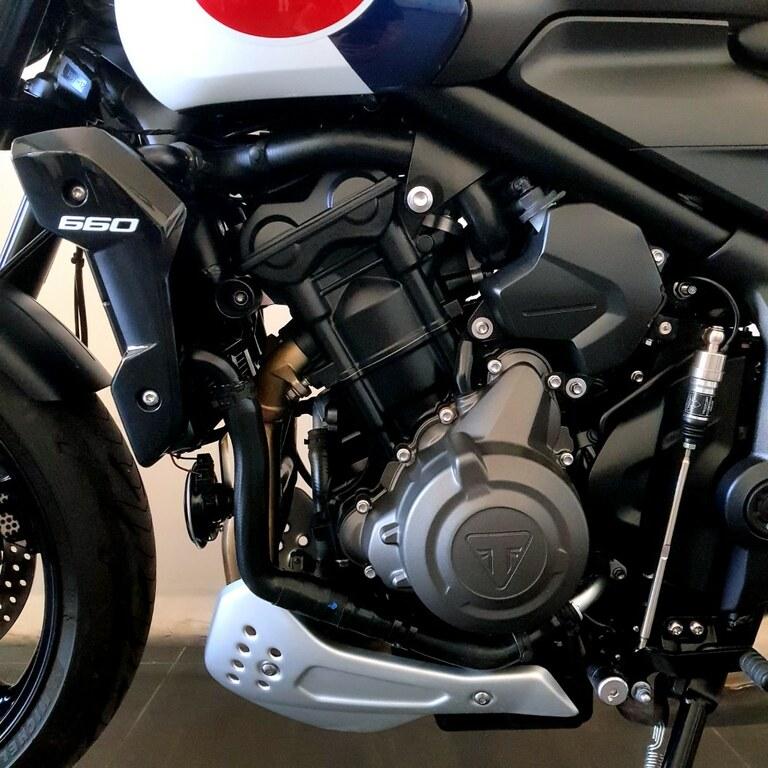 TRIDENT 660