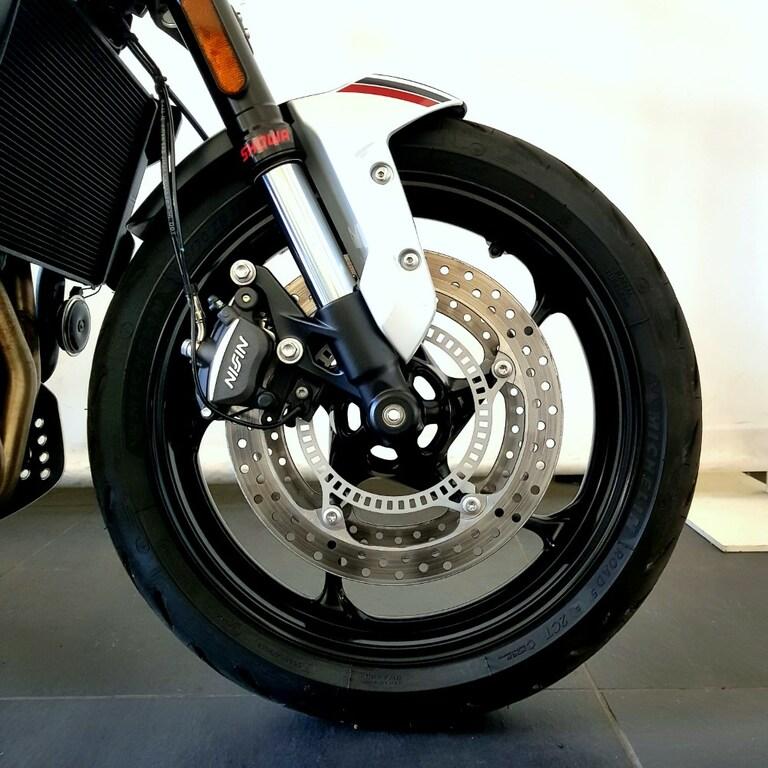 TRIDENT 660