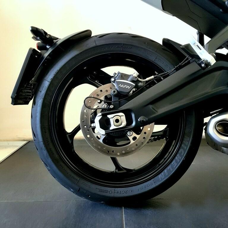 TRIDENT 660