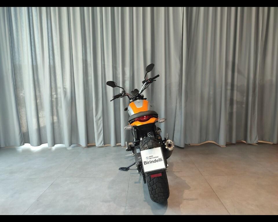 SCRAMBLER 800