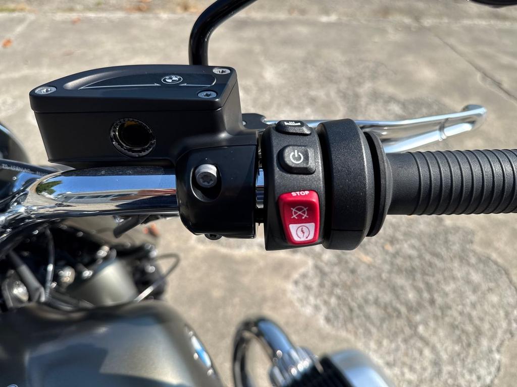 R 18
