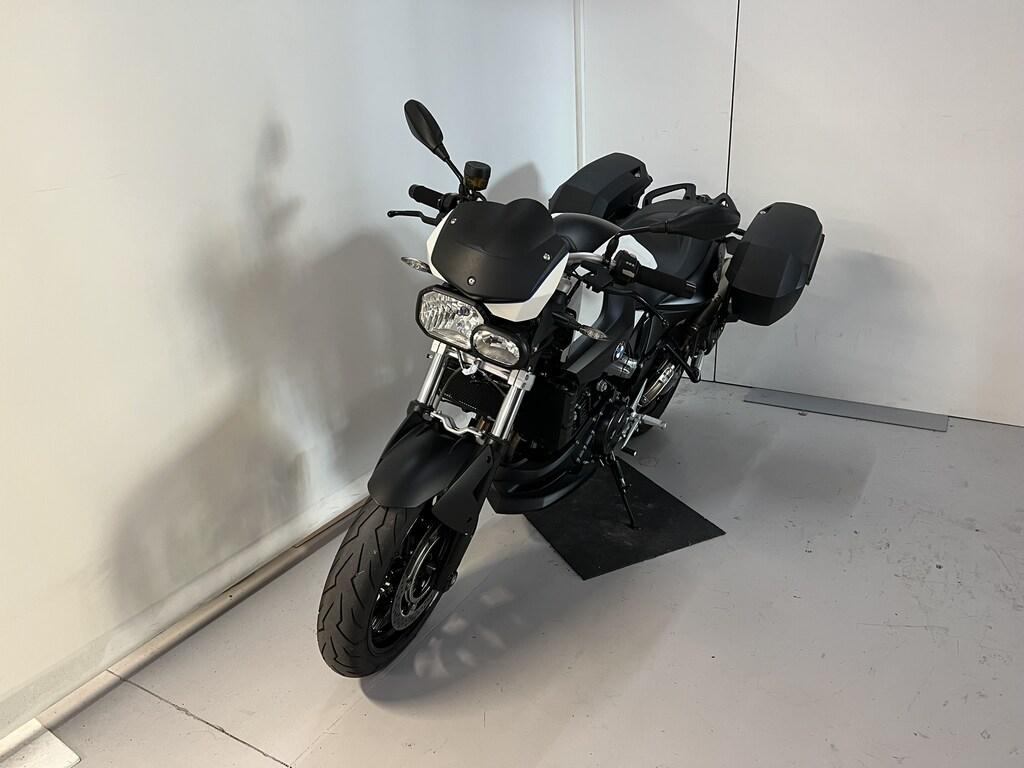F 800 R