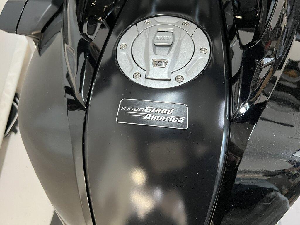 K 1600 B