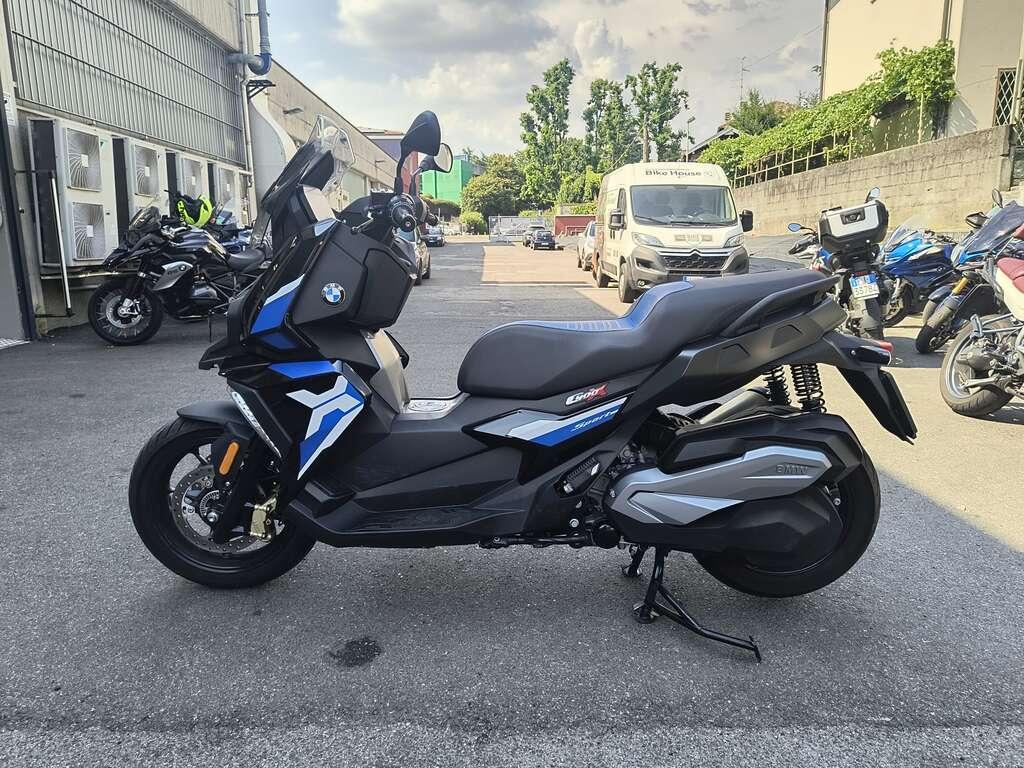 C 400 X