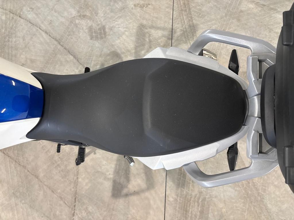 G 310 GS