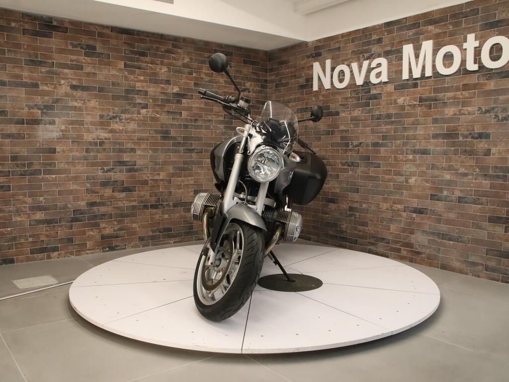 R 1200 R