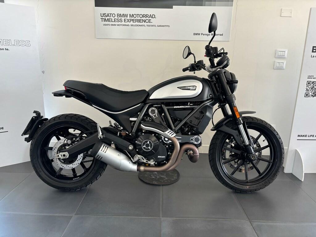 SCRAMBLER 800