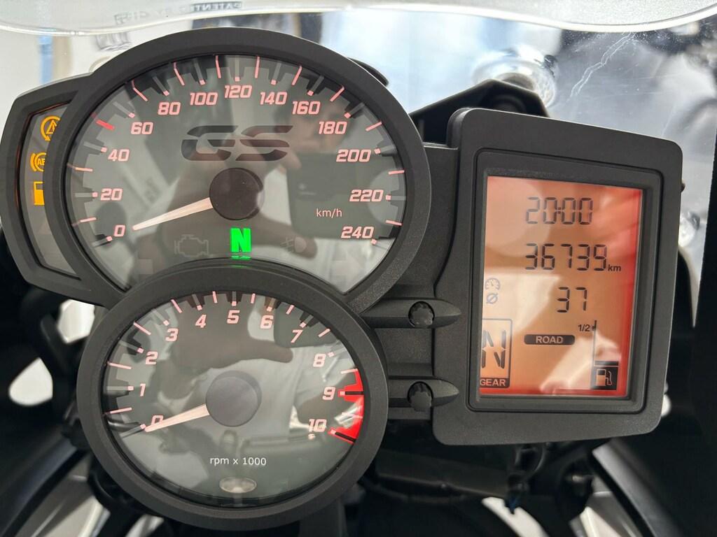 F 700 GS