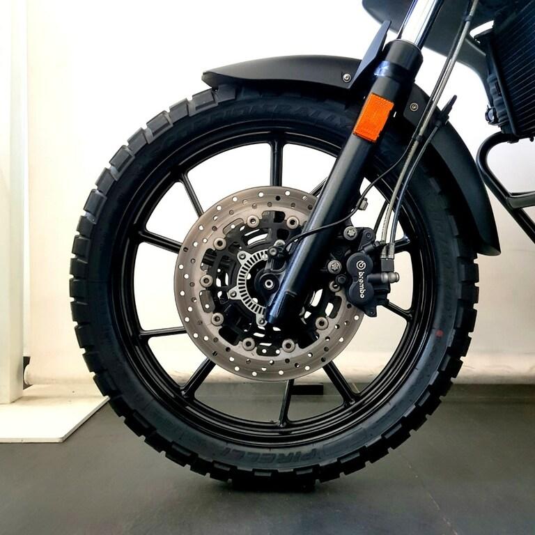 F 700 GS