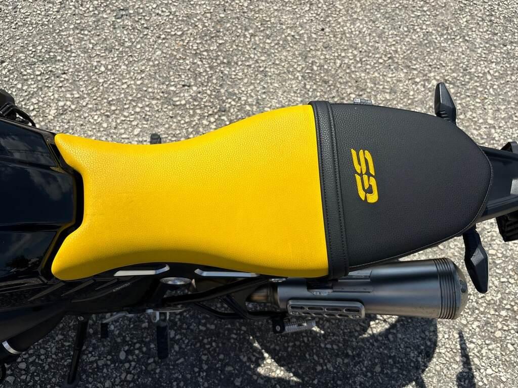 R 1200 NINET