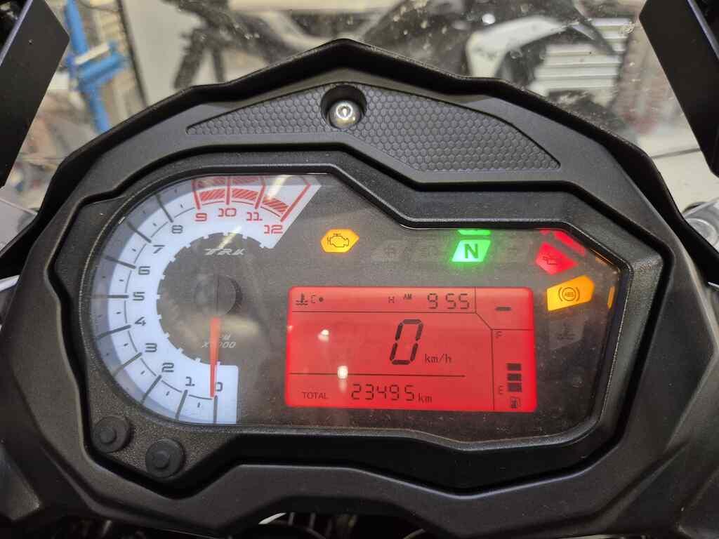 TRK 502