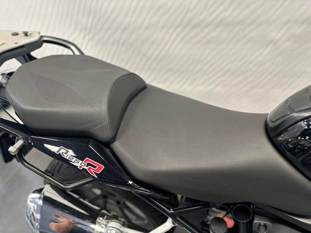 R 1250 R