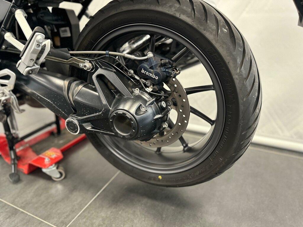 R 1250 R