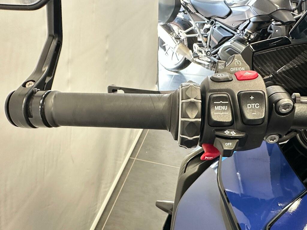 M 1000 XR