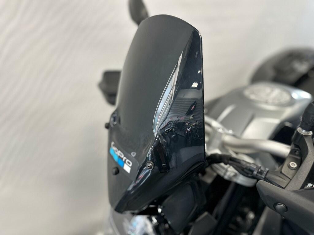 F 900 R