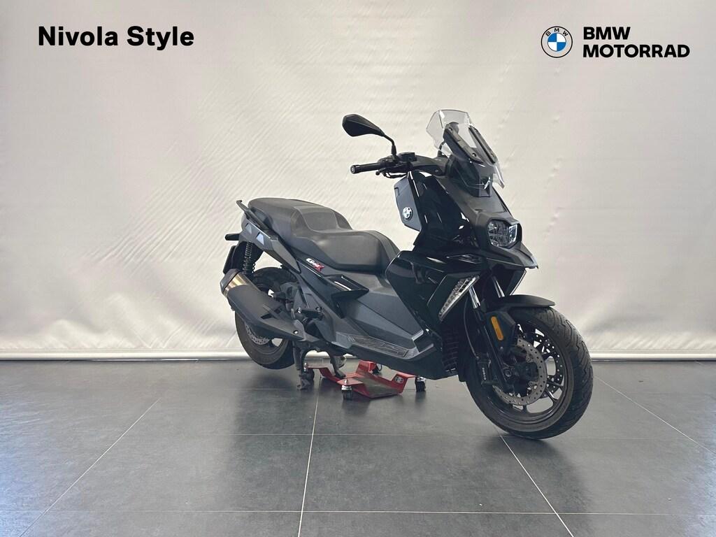 C 400 X
