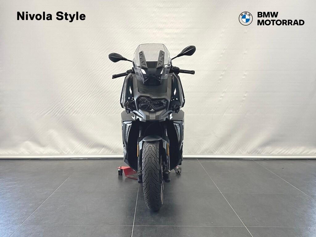 C 400 X