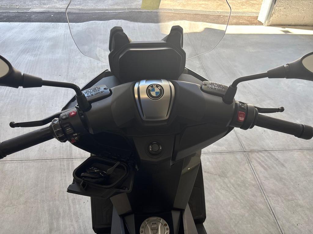 C 400 GT