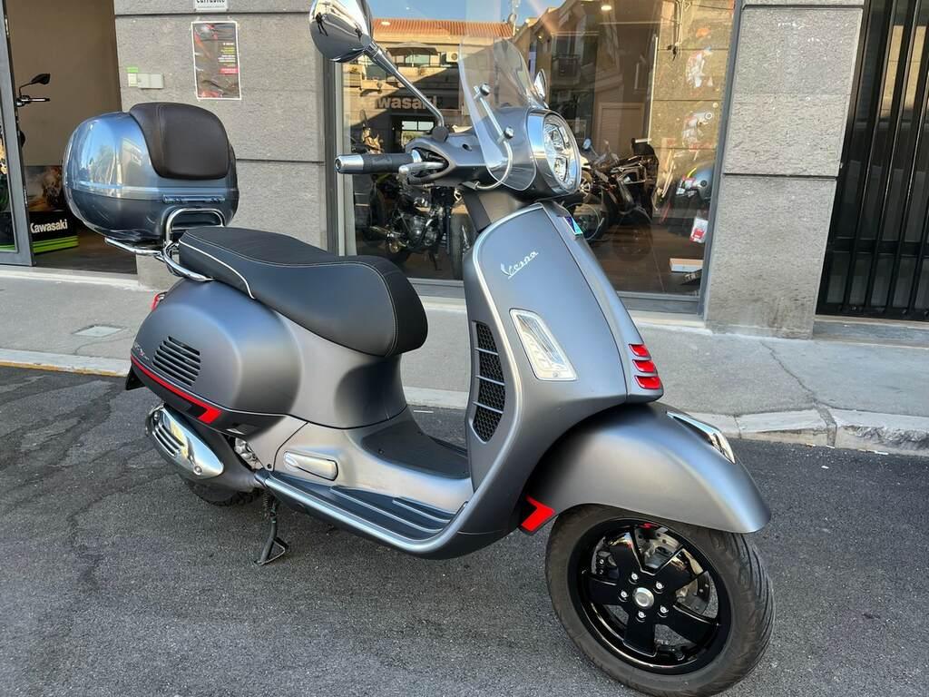 VESPA GTS 300