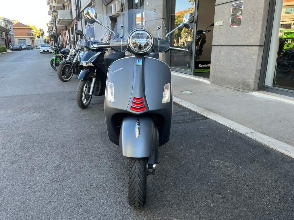VESPA GTS 300