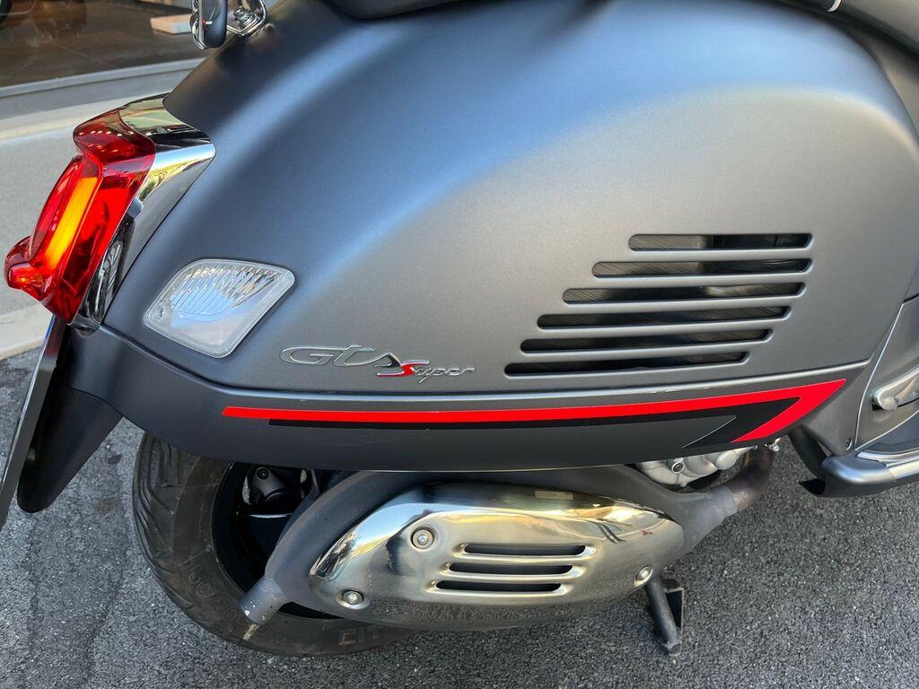 VESPA GTS 300