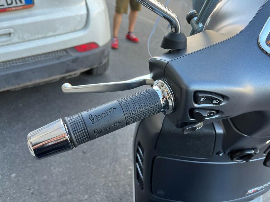 VESPA GTS 300