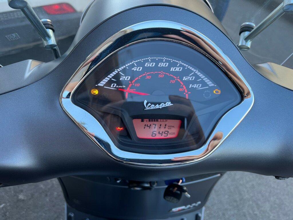 VESPA GTS 300