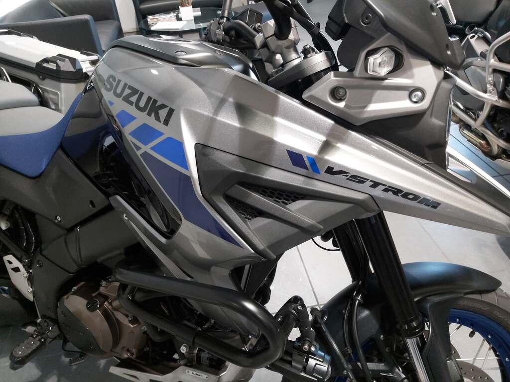 V-STROM 1050